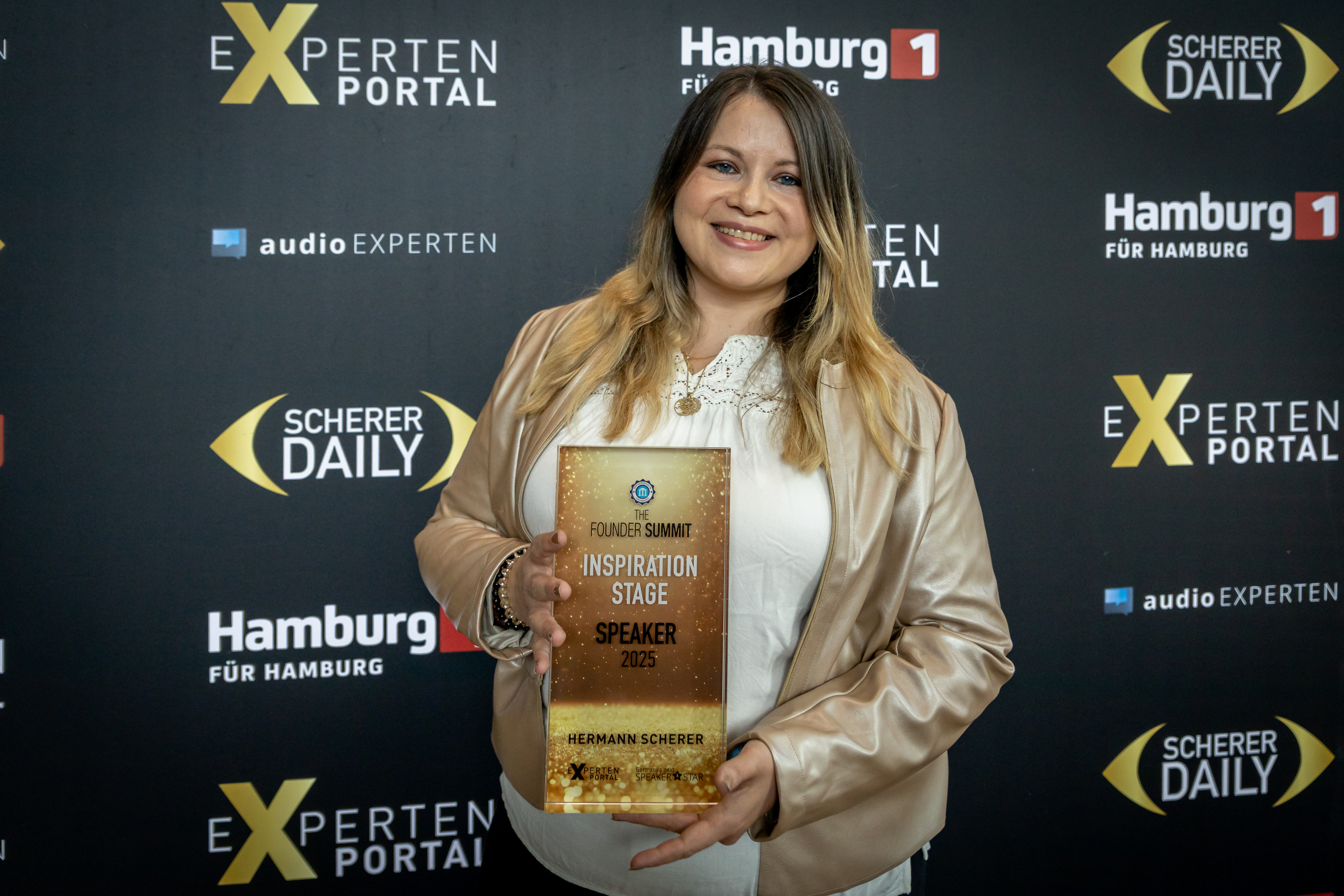 Svetlana Schneider mit Auszeichnung beim Founder Summit 2025